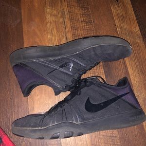 Very Worn Nike Free Run Shoes 👟